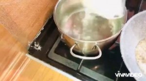 Салат с рисовой лапшой и свежими овощами