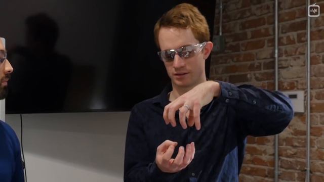 Квадрокоптер на магнитной подушке [Veritasium](1080P_HD) смотреть онлайн