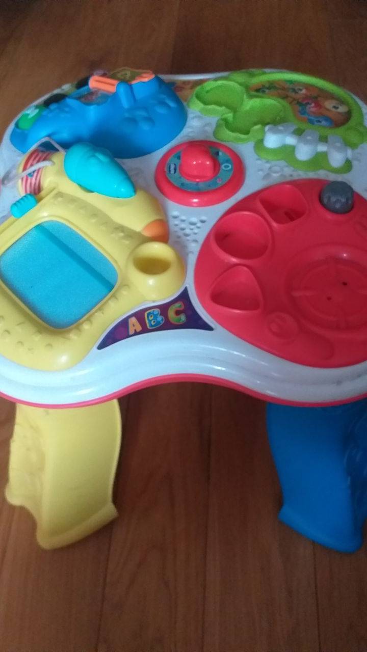 Детский игровой столик Chicco смотреть онлайн