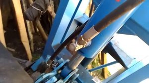 Гидроцилиндры для погрузчика.