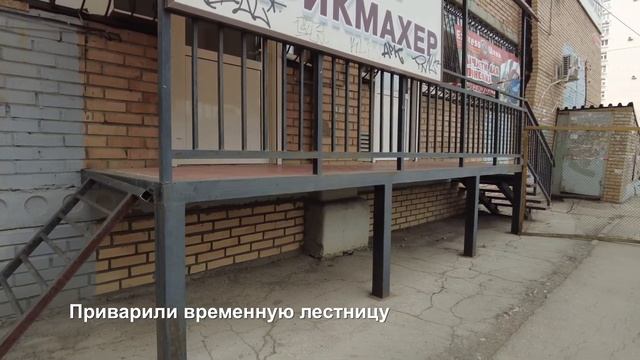 Отошла кирпичная облицовка многоэтажного дома смотреть онлайн