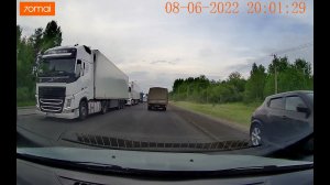 Её борьба. ст. 12.15.4 КоАП РФ  а186рв147 NISSАN JUКЕ
