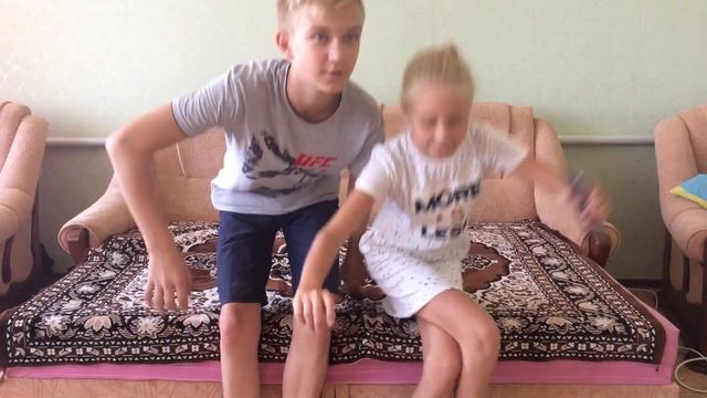 Девочка из прошлого пришла к нам смотреть онлайн