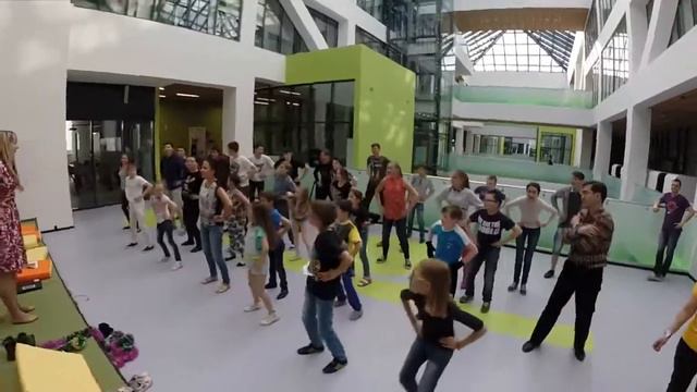 Флешмоб в честь ДР Марии смотреть онлайн