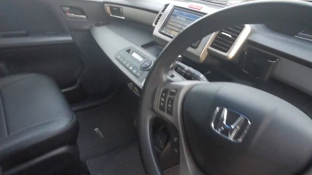КРАТКИЙ ВИДЕООБЗОР HONDA FREED HYBRID 2011 ГОДА ДВС 1500 СС ПРИВОД 2 ВД