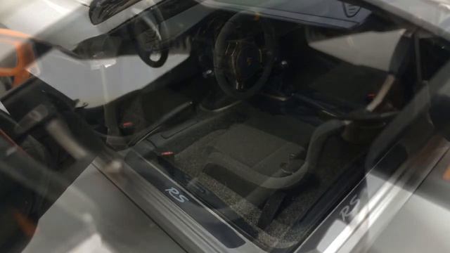 Porsche 911 GT3 RS 1:18 Autoart Diecast model car смотреть онлайн