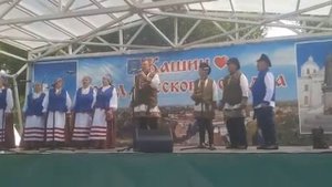 От людей на деревне не спрятаться