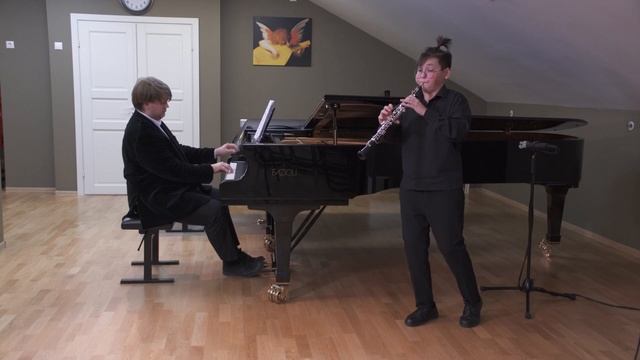 Амилькаре Понкьелли "Каприччио" для гобоя и фортепиано - исполняет Дмитрий Мелькумов смотреть онлайн