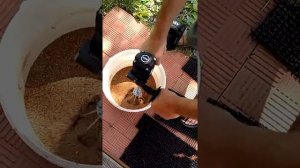 Замес прикормки шуруповертом.