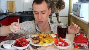 МУКБАНГ ЖАРЕНАЯ КАРТОШЕЧКА КУПАТЫ НА ГРИЛЕ / MUKBANG ASMR / eating show / 먹방