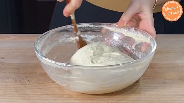 Making The PERFECT Korean Corn Dog At Home! смотреть онлайн