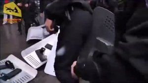 Одесский Беркут сложил щиты и демонстративно ушел из оцепления