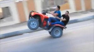 Врезались на квадроцикле в прицеп
