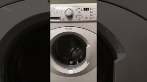 Стиральная машинка Hotpoint Ariston ARSF120
