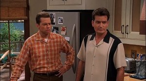 Два с половиной человека 🍀Джейк учится нырять