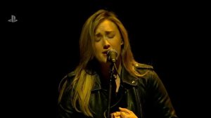 Ashley Johnson & Troy Baker - Wayfaring Stranger [PSX 2017]