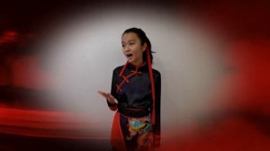 11-летняя китаянка поет песню из кино Disney МУЛАН - Loyal Brave True