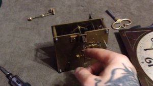 Ремонт настенных часов с боем Павел Буре (собрал механизм после чистки)