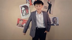 Бжезинский Семён Михайлович: В. Маяковский "Необычайное приключение ... летом на даче"