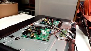 Телевизор PANASONIC TX-43DR300ZZ не включается.