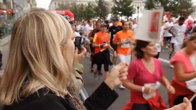 Renault Trucks au Challenge des Entreprises du Run In Lyon le dimanche 7 octobre 2012 смотреть онлайн