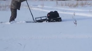 Мотобукс PAXUS идет по пухляку по пояс глубиной