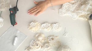 Цветы из ткани и кружева. Шебби шик. Винтаж.Shabbychic flower tutorial.
