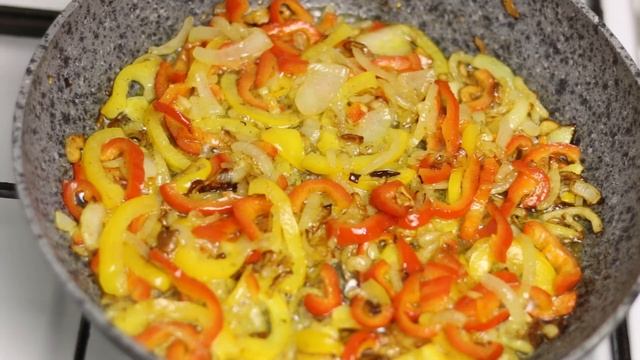 Шакшука: яичница c овощами