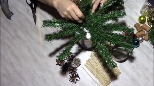 ЗА 2 МИНУТЫ Новогодняя композиция для украшения стола НОВЫЙ ГОД 2020 ПОДЕЛКА мастер класс