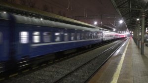 Электровоз ЧС7-094 (ТЧЭ-18) со скорым поездом "Славянский экспресс" №004Б Брест - Москва.