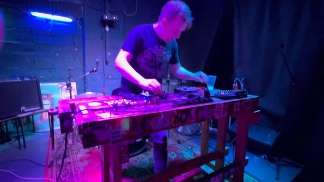 Я в притоне [3] смотреть онлайн