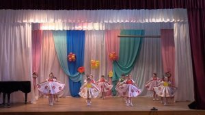 Ансамбль  Юность  Русские матрешечки