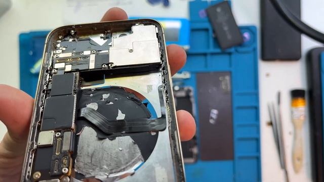 Замена крышки и аккумулятора без ошибки iPhone 12 Pro с помощью программатора JCID V1SE