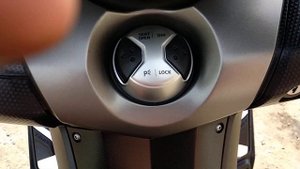 YAMAHA T-MAX 530-2
