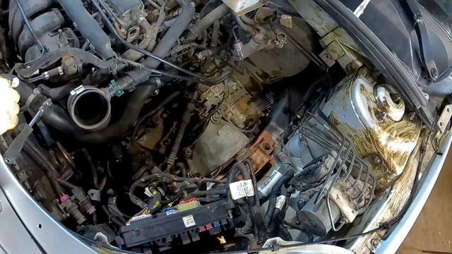 Снятие вариатора CHERY M11 QR019CH смотреть онлайн