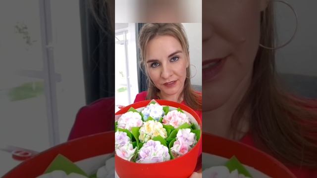 Коробка с зефирными цветами,  диаметр 23 см!