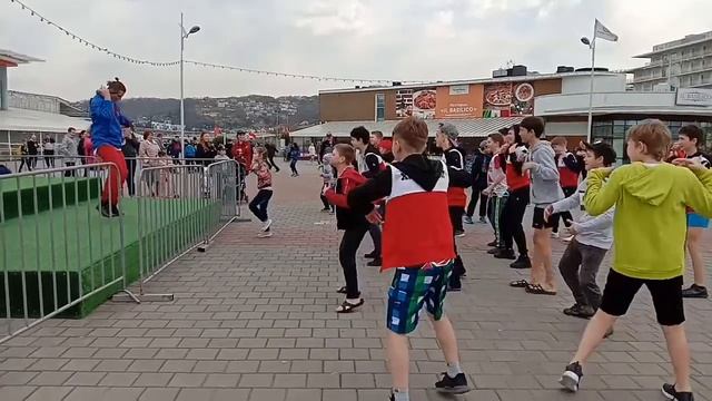 Сочи Парк Отель.март 2020.  Зарядка.  Дети зажигают.... смотреть онлайн