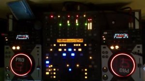 2X CDJ 400 - BERHINGER DDM 4000