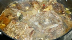 Баранья шея тушеная