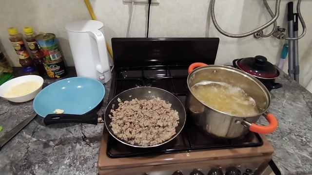 Мексиканские макароны по-флотски / El Cringe смотреть онлайн