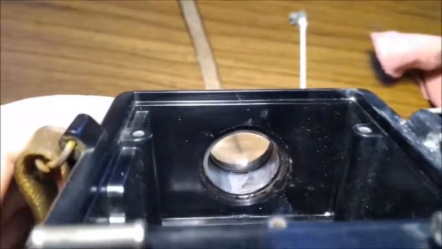 LOMO Lubitel 2 - How not to clean! смотреть онлайн