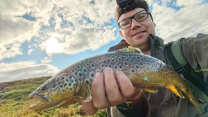 дикая кумжа и голец.тундра кольского.встретили оленей