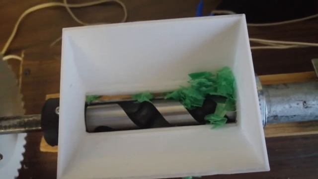 Первый запуск!Экструдер для 3д филамента своими руками!предстоит еще много доделок.. смотреть онлайн