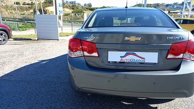 CHEVROLET CRUZE 1.6LS 113CV 2011 смотреть онлайн