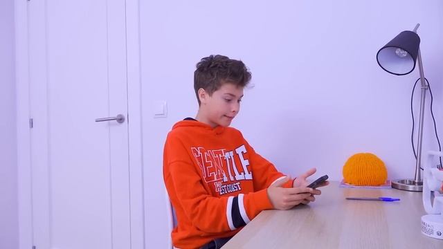 ГОВОРЯЩИЙ ХУАН и БЕН ЗАОДНО ? Они перессорили всю семью Фаст Сергей 4 серия смотреть онлайн