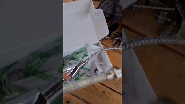 Смеситель фирмы Hansen. Недорогой и довольно качественный. Брать можно. смотреть онлайн