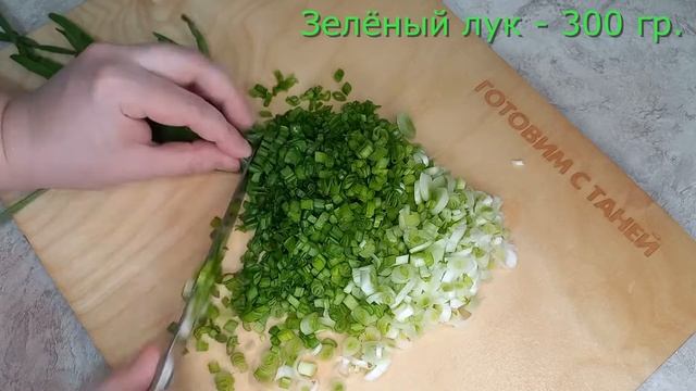 Освежающая окрошка в любую погоду. Рецепт окрошки без кваса, на кефире.