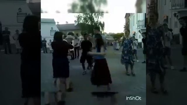 Танцы ў музычным завулку Черные глаза смотреть онлайн