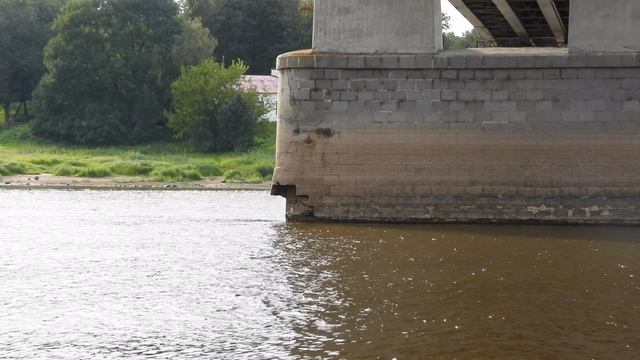мост Александра Невского в Великом Новгороде, 19 августа 2023