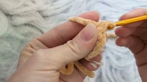 Кольцо амигуруми при вязании из плюшевой пряжи